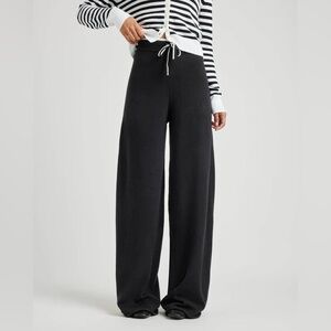 NWT Splendid Darcy Sweater Pant in Small